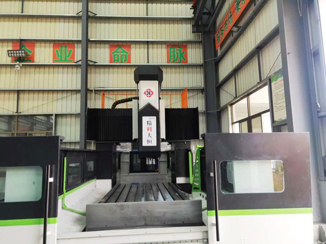 挑選龍門銑床時除了價(jià)格還應(yīng)該注意什么？
